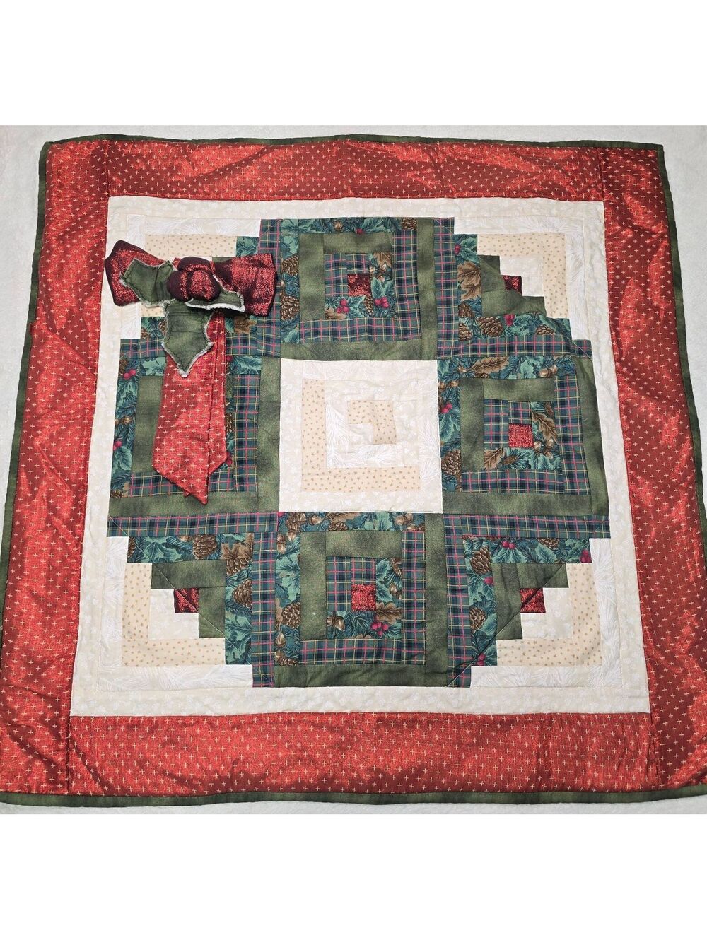 Vintage Handmade Log Cabin Christmas Wreath Quilt Wall Hanging 28x28 Grandmacore